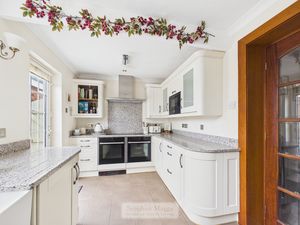 Photo 9- click for photo gallery